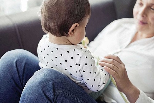 Feinfühliges Handeln stärkt die Bindung zu Ihrem Kind